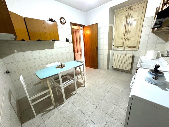 Image No.29-3 Bed Townhouse for sale