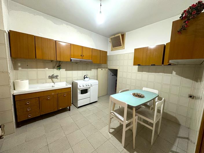 Image No.30-3 Bed Townhouse for sale