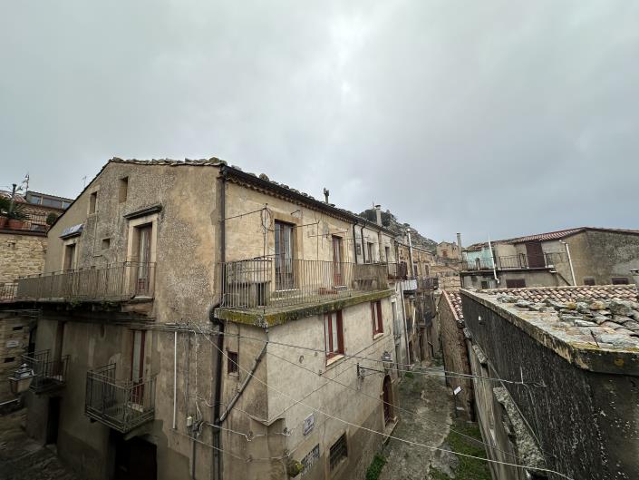 Image No.6-Maison de ville de 2 chambres à vendre à Mistretta