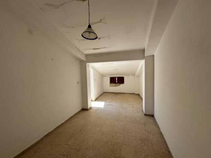 Image No.12-2 Bed Townhouse for sale