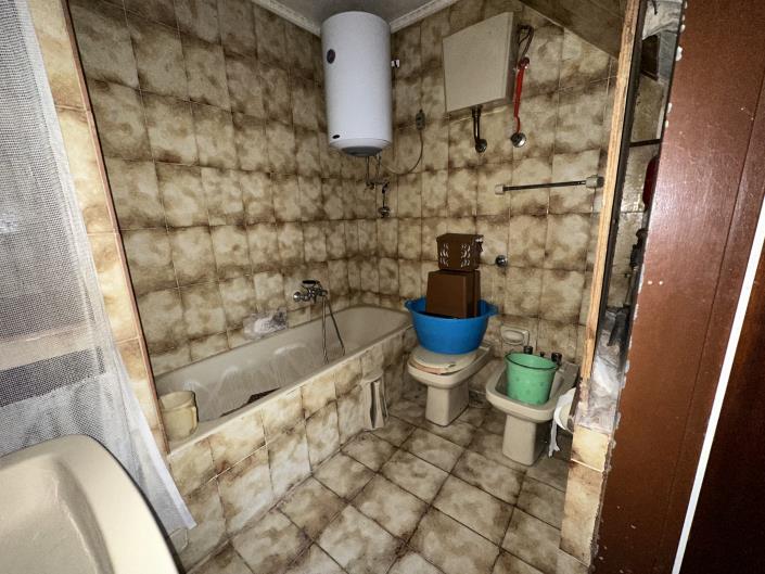 Image No.17-3 Bed Townhouse for sale