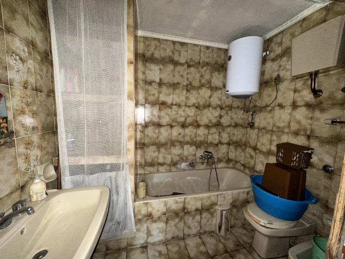 Image No.19-3 Bed Townhouse for sale