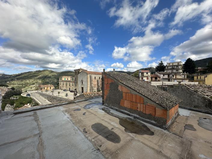 Image No.6-Townhouse for sale