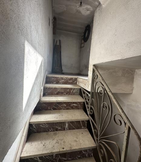 Image No.12-2 Bed Semi-Detached for sale