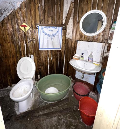 Image No.22-2 Bed Semi-Detached for sale