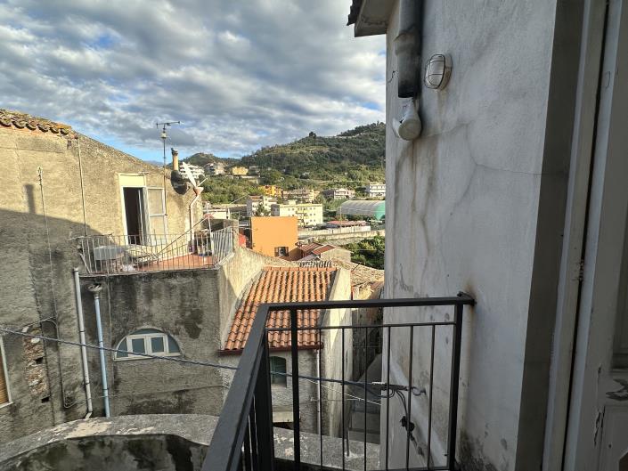 Image No.7-1 Bed Semi-Detached for sale