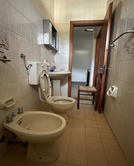 Image No.13-1 Bed Semi-Detached for sale