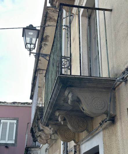 Image No.5-Maison de ville de 2 chambres à vendre à Novara di Sicilia