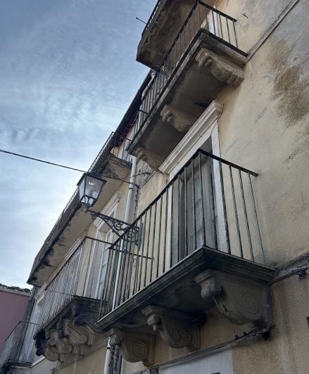 Image No.37-Maison de ville de 2 chambres à vendre à Novara di Sicilia