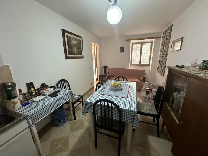 Image No.27-1 Bed Townhouse for sale