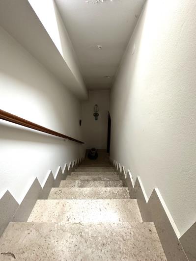 Image No.15-2 Bed Semi-Detached for sale