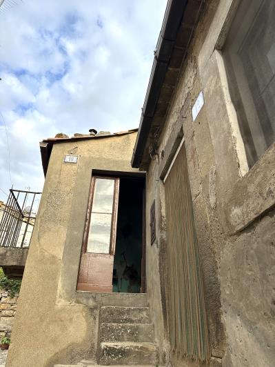 Image No.4-1 Bed Townhouse for sale