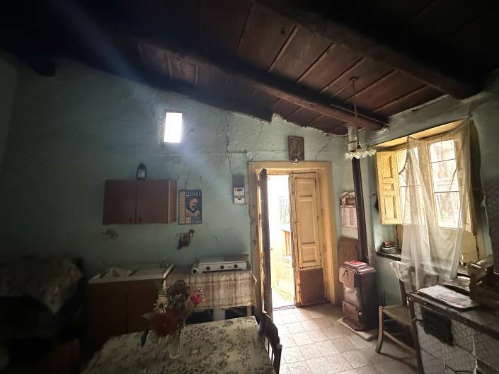 Image No.21-1 Bed Townhouse for sale