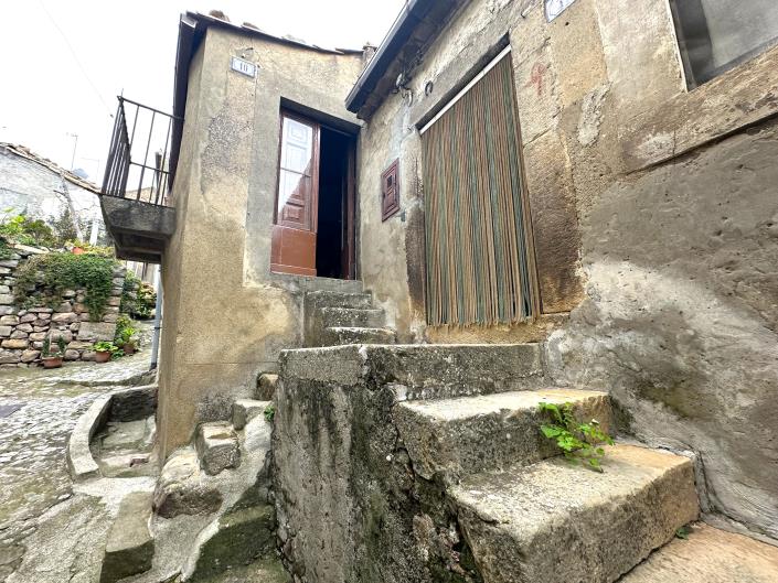 Image No.22-1 Bed Townhouse for sale