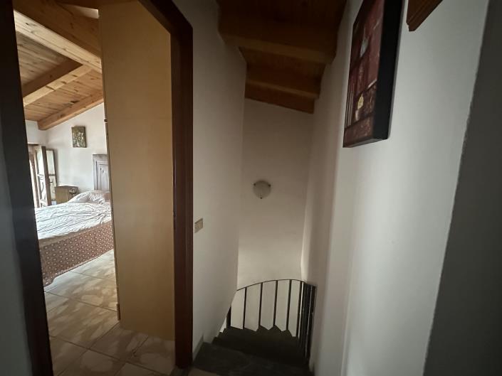 Image No.24-1 Bed Semi-Detached for sale