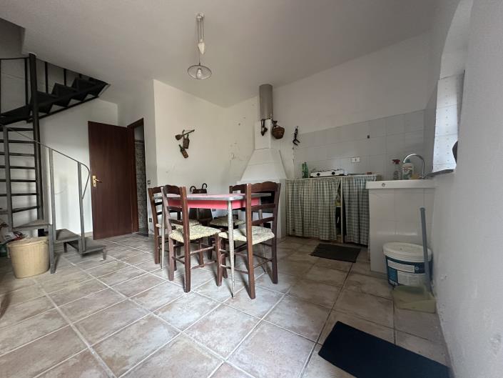 Image No.19-1 Bed Semi-Detached for sale