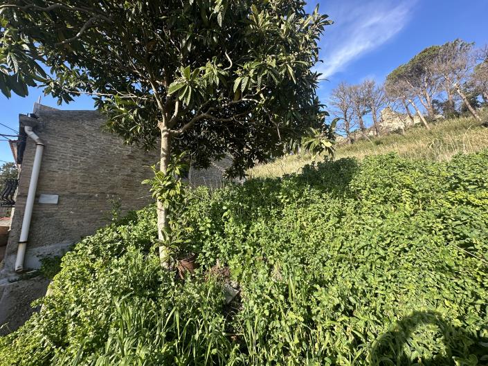 Image No.5-1 Bed Semi-Detached for sale