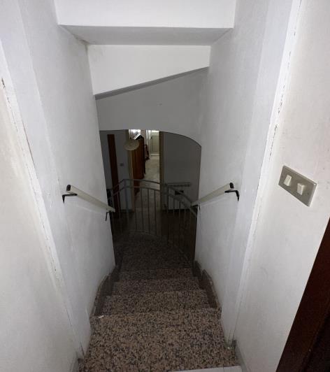 Image No.16-4 Bed Semi-Detached for sale