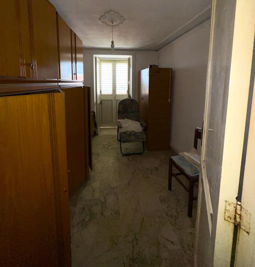 Image No.19-4 Bed Semi-Detached for sale