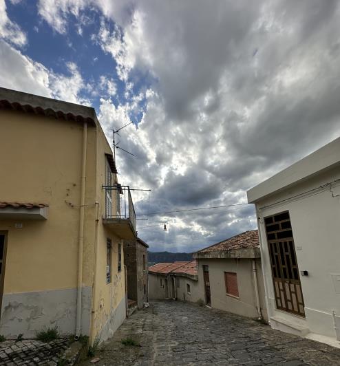 Image No.36-4 Bed Semi-Detached for sale