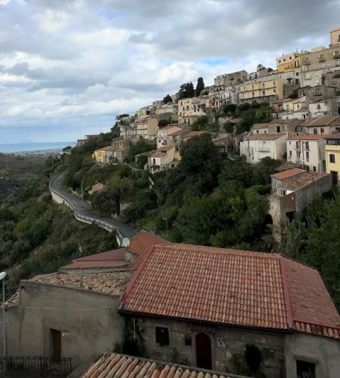 Image No.4-4 Bed Semi-Detached for sale