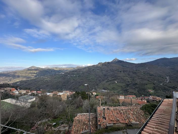Image No.10-Maison de 3 chambres à vendre à Novara di Sicilia