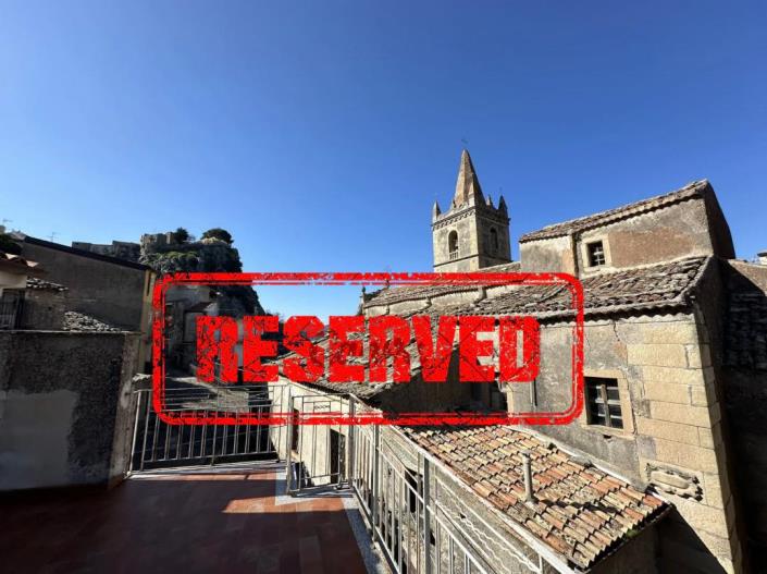 Image No.1-3 Bed Townhouse for sale