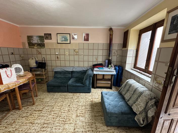 Image No.27-3 Bed Semi-Detached for sale