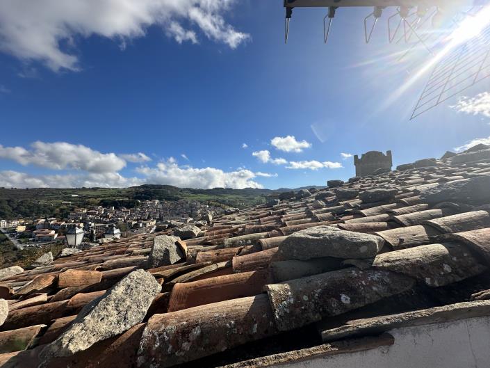 Image No.29-2 Bed Semi-Detached for sale