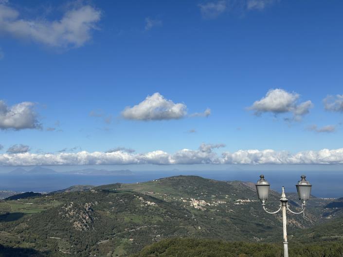 Image No.34-2 Bed Semi-Detached for sale