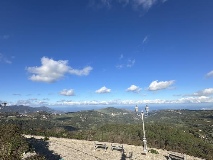 Image No.35-2 Bed Semi-Detached for sale