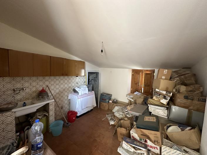 Image No.23-2 Bed Semi-Detached for sale