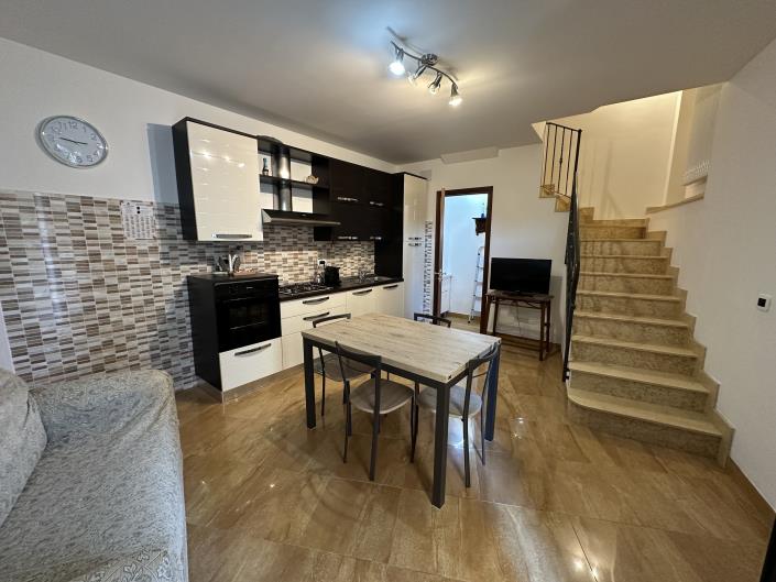 Image No.5-2 Bed Townhouse for sale