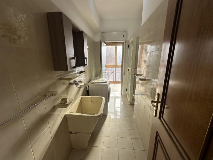 Image No.19-3 Bed Apartment for sale