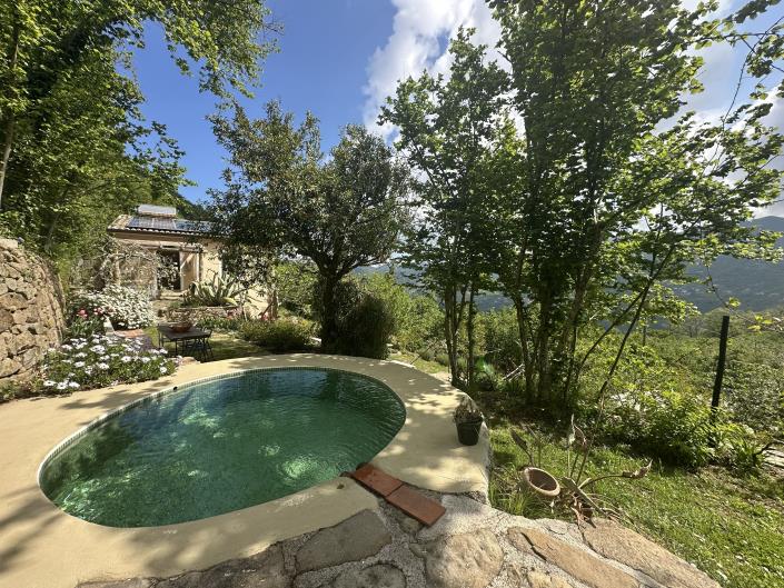 Image No.26-4 Bed Country House for sale