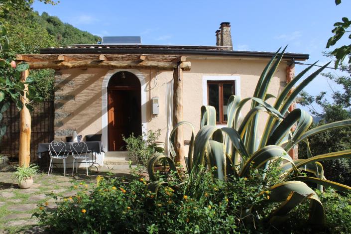 Image No.3-4 Bed Country House for sale