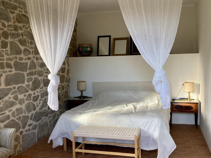 Image No.39-4 Bed Country House for sale