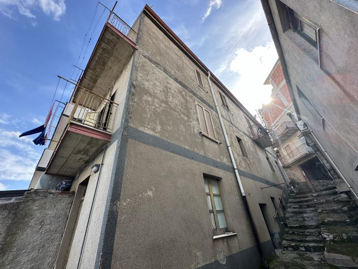 Image No.28-2 Bed Apartment for sale