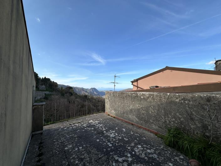 Image No.23-Maison de ville de 3 chambres à vendre à Novara di Sicilia