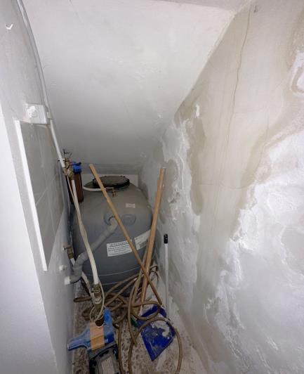 Image No.28-2 Bed Semi-Detached for sale