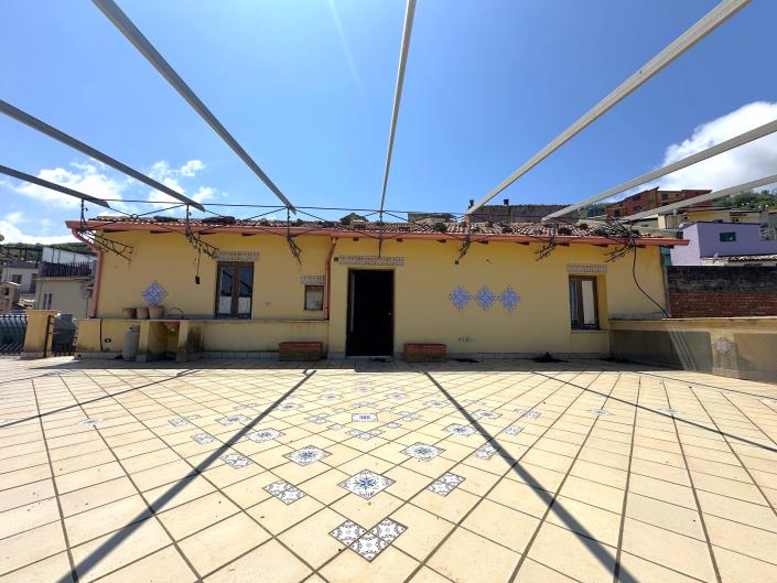 Image No.7-5 Bed Restaurant for sale