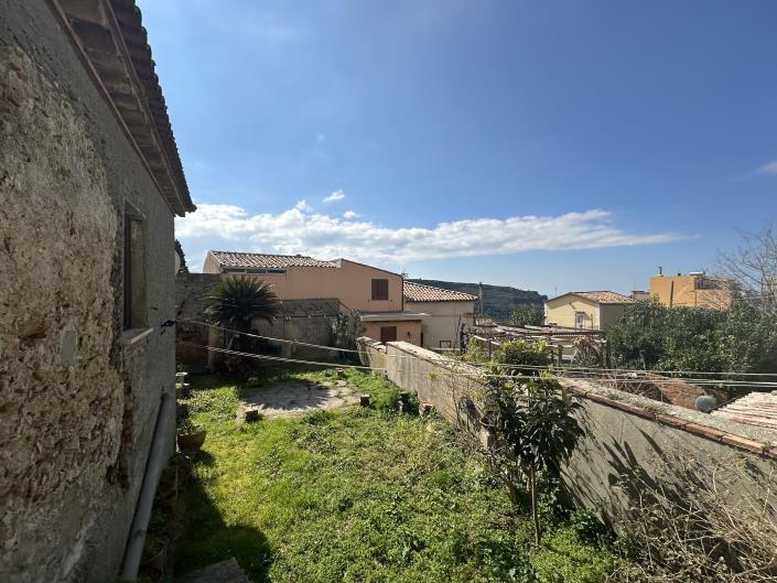 Image No.20-Villa / Détaché de 3 chambres à vendre à Rometta