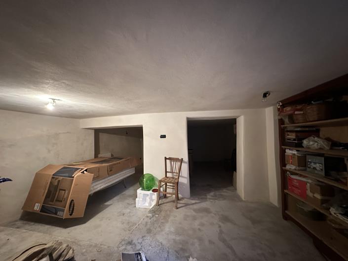 Image No.39-2 Bed House for sale