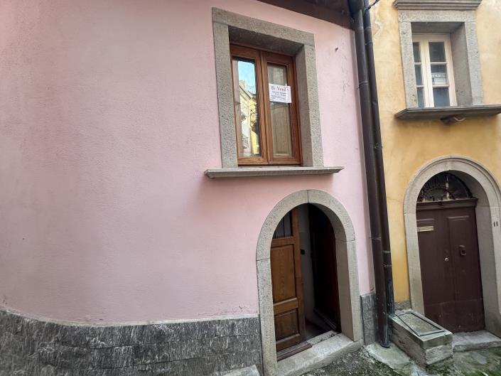 Image No.42-2 Bed House for sale