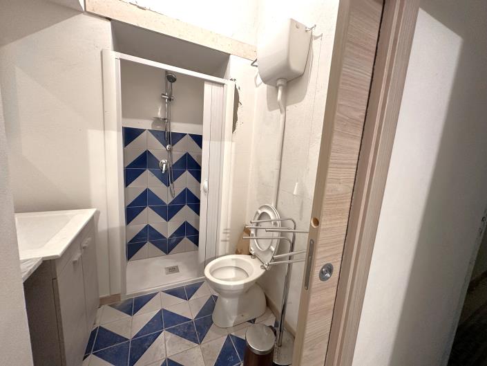 Image No.33-3 Bed Property for sale