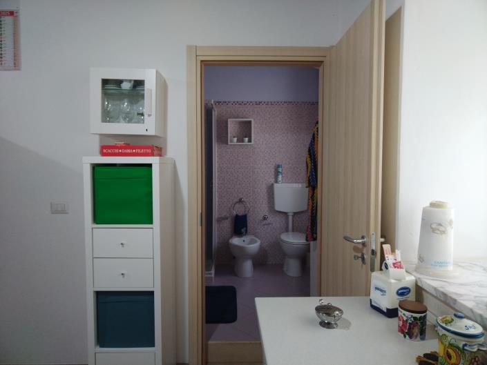 Image No.20-2 Bed Apartment for sale