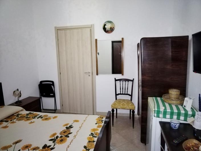 Image No.36-2 Bed Apartment for sale