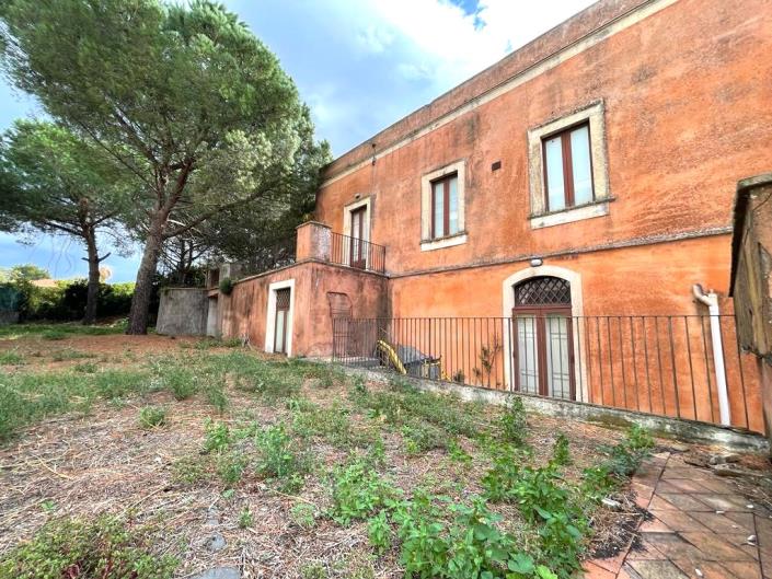 Image No.13-5 Bed Villa / Detached for sale