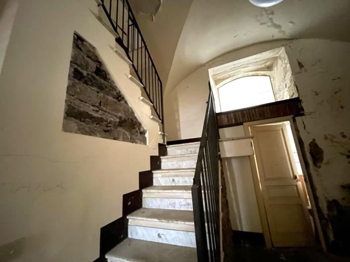 Image No.31-5 Bed Villa / Detached for sale