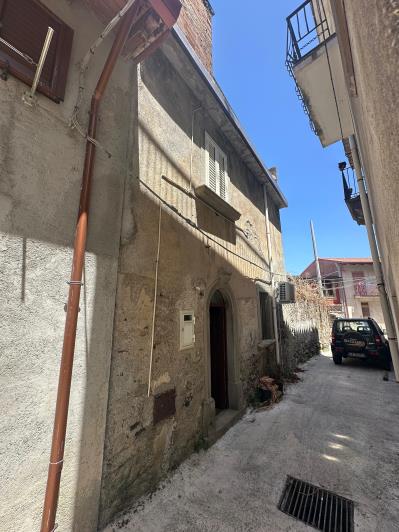 Image No.42-Maison de ville de 3 chambres à vendre à Novara di Sicilia